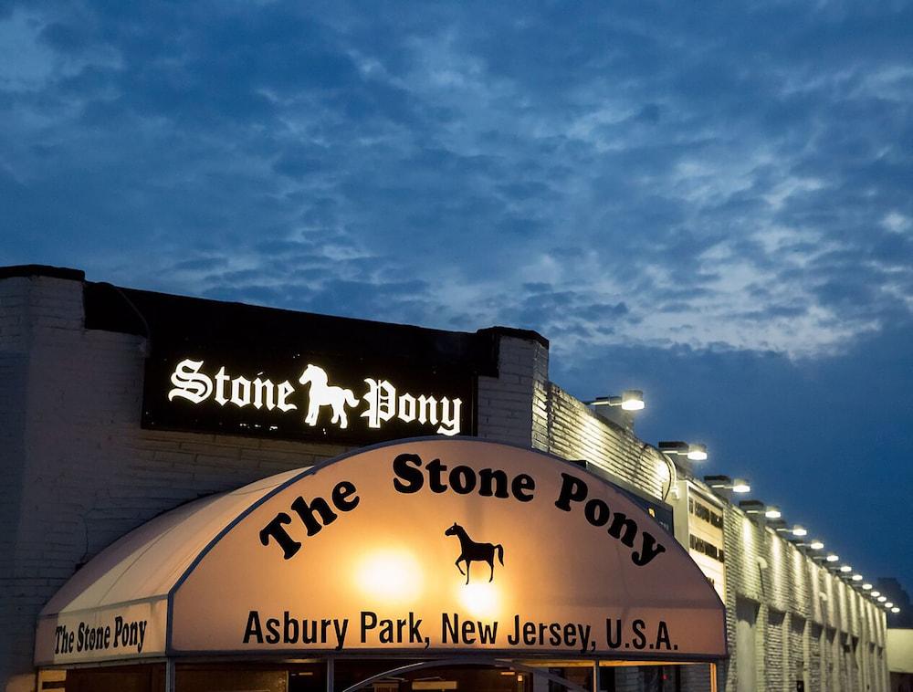 Berkeley Oceanfront Hotel Asbury Park Exterior photo