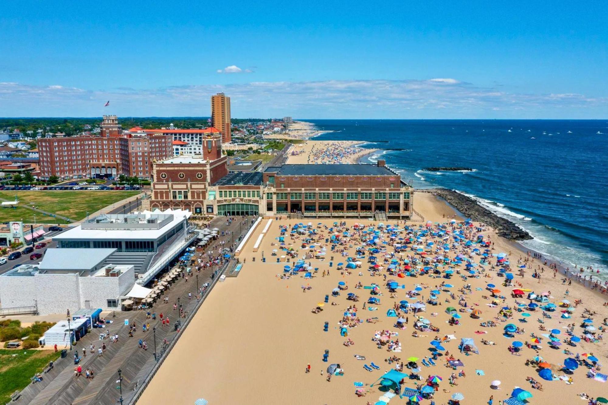 Berkeley Oceanfront Hotel Asbury Park Exterior photo